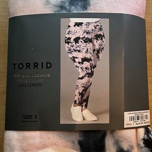 Torrid pink and black fleece lined leggings